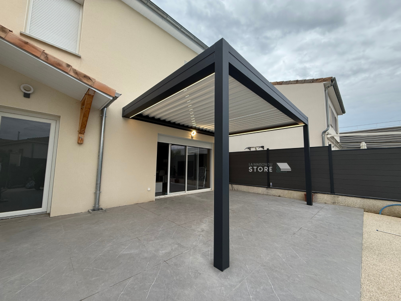 Pergola sur mesure en aluminium extrudé à Soyons proche de Valence