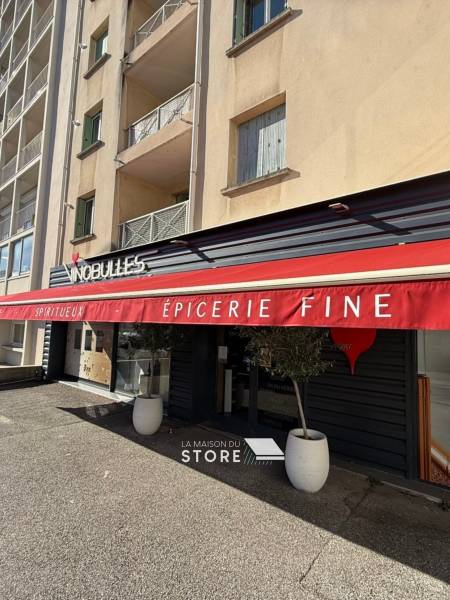 Vente et pose d'un rentoilage de toile acrylique DICKSON à Valence (26000), proche de Guilherand-Granges (07500)