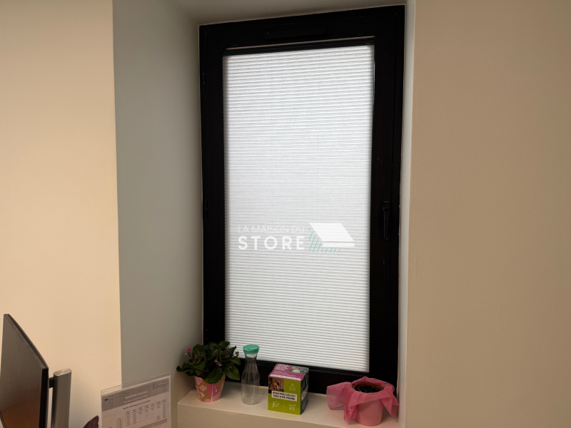 Pose de stores enrouleurs à Lamastre 07270