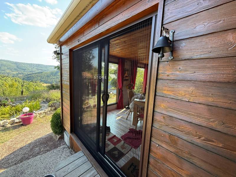 Pose de moustiquaires sur mesure, à toile plissée à Saint-Barthélemy-Grozon (07270), proche d'Alboussière (07440) 