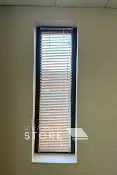 Stores vénitiens sur mesure à Valence 26000