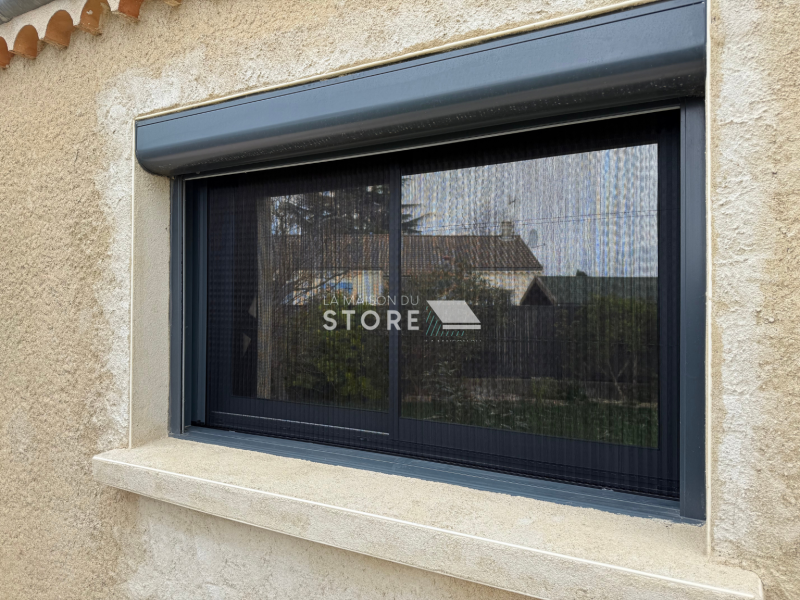 Installation de moustiquaires plissées à Chabeuil 26120, proche de Valence 26000