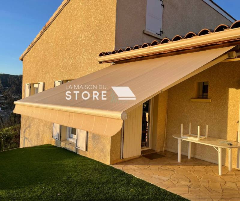 Installation d'un store banne monobloc à Saint Péray 07130