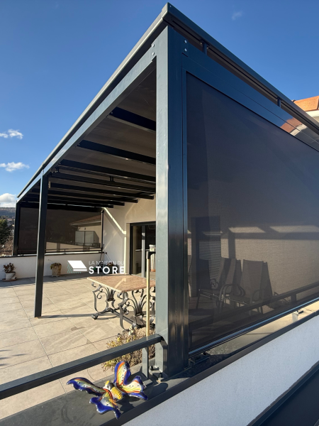 Pose d’un store screen ZIP et de stores de véranda en aluminium à Saint-Péray proche de Valence