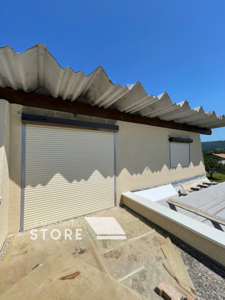 Installation de volets roulants à Vion 07345 proche de Saint Péray 07130