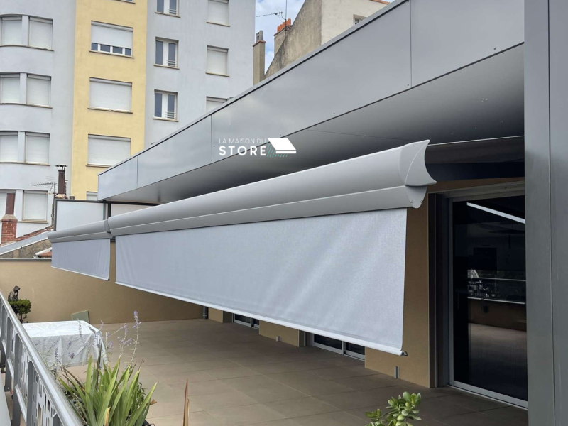 Installation de stores bannes coffres motorisés avec lambrequins déroulables à Valence 26000 proche de Saint Péray 07130