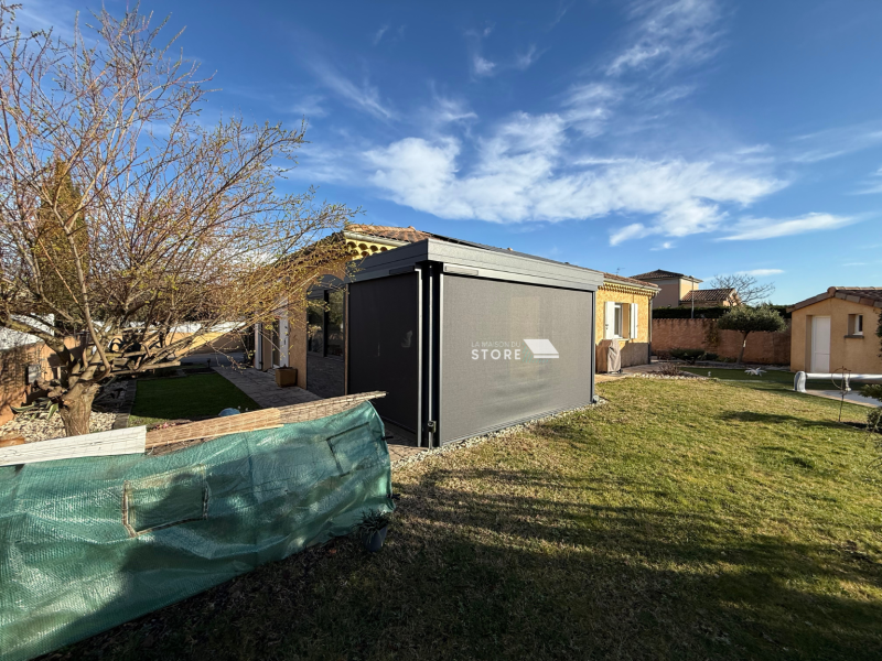 Stores screen ZIP motorisés solaires à La Roche-de-Glun