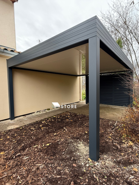 Pose d’un carport 4 poteaux en aluminium avec claustra à Montvendre proche de Valence