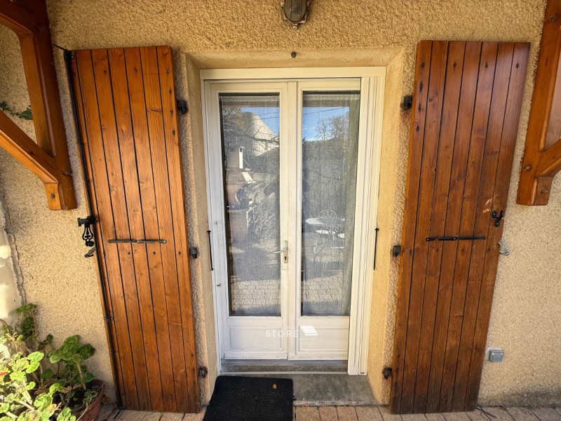 Pose de moustiquaires enroulables sur mesure à Saint-Jean-de-Muzols (07300)