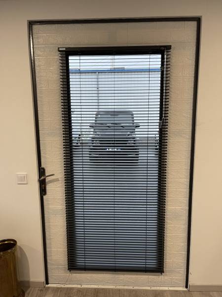 Conception d'un store intérieur guidage câbles à Bourg-Lès-Valence 26500