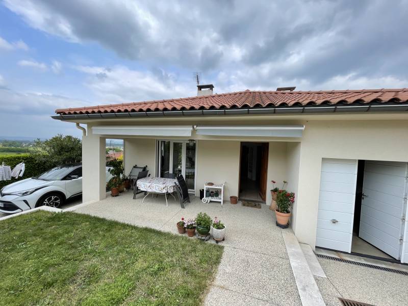 Installation de Store de terrasse à Saint-Péray 07130