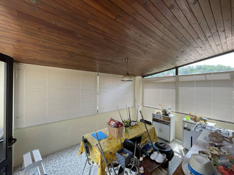 Stores intérieurs vénitiens à Saint-Péray 07130