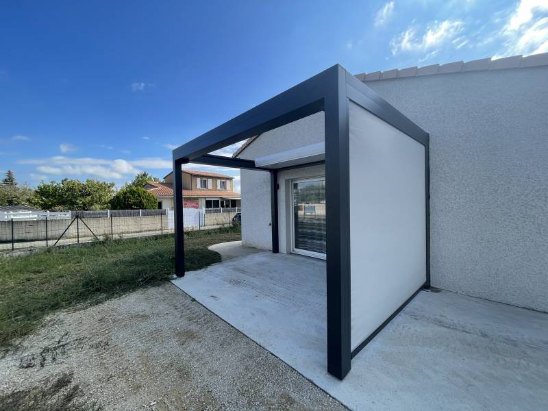 Installation pergola bioclimatique rétractable à Cornas 07130 proche de Valence 26000