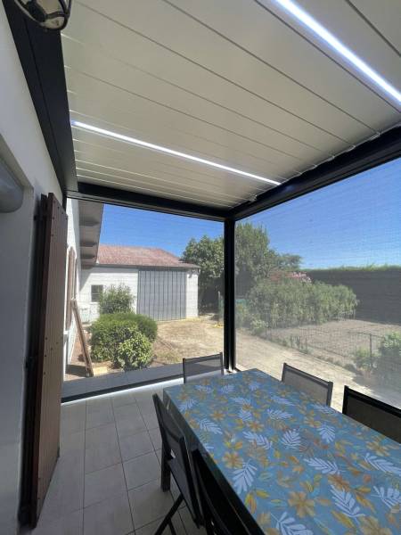 Installation et pose d'une pergola bioclimatique sur mesure en aluminium à Cornas 07130 près de Valence