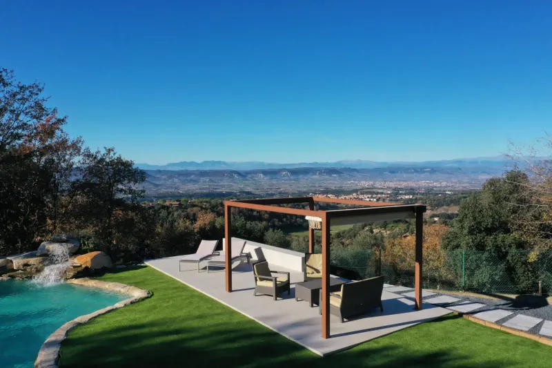 Pergola à toile enroulable/rétractable