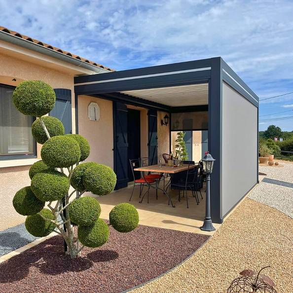 Pergola bioclimatique