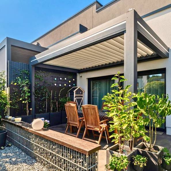 Pergola bioclimatique