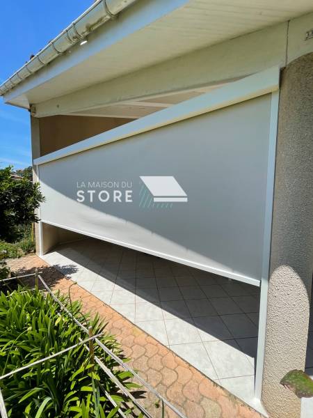 Installation d'un store vertical zip motorisé à Saint-Marcel-lès-Valence 26320 proche de Valence