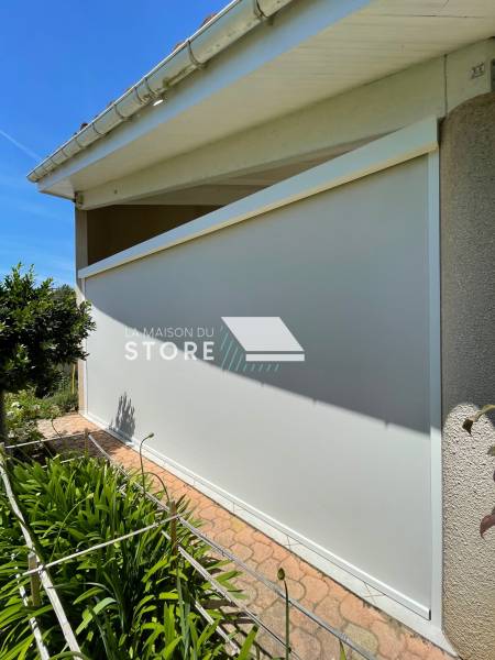 Pose de store ZIP coffre sur mesure pour vos extérieurs à Saint-Marcel-lès-Valence 26320 dans la Drôme