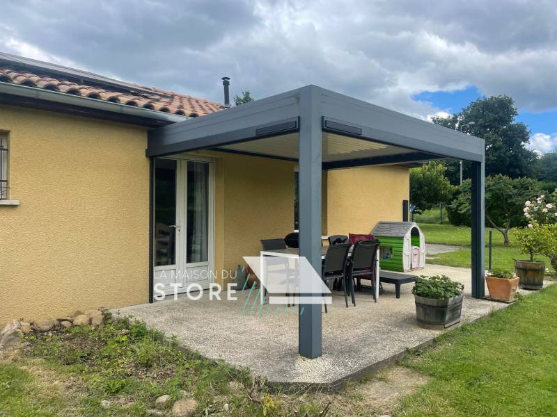 Installation de stores ZIP motorisés solaires à Moras-en-Valloire (26210)