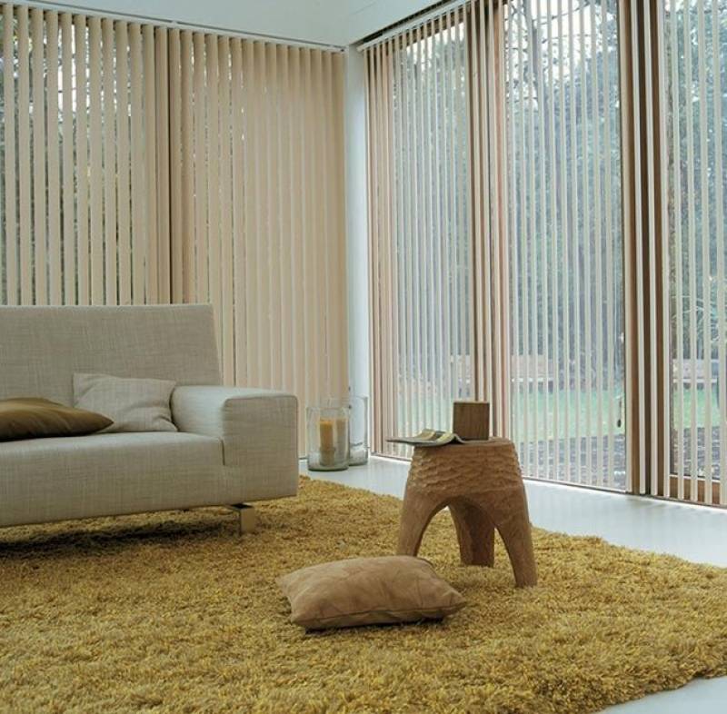 Store à bandes verticales/Store Californien