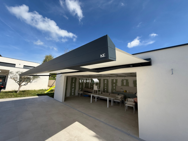 Store banne KE France : protection solaire à Mercurol-Veaunes
