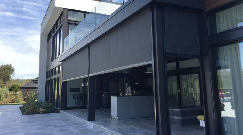 Moustiquaire motorisée